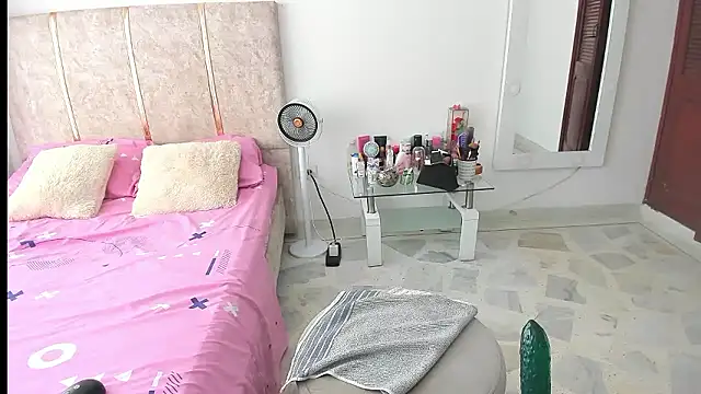 EnyelDavies Chat XXX live