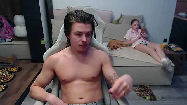 Sunny-Girl1: онлайн-секс-чат