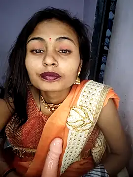 Khatta_Meeth: διαδικτυακό σόου στην κάμερα