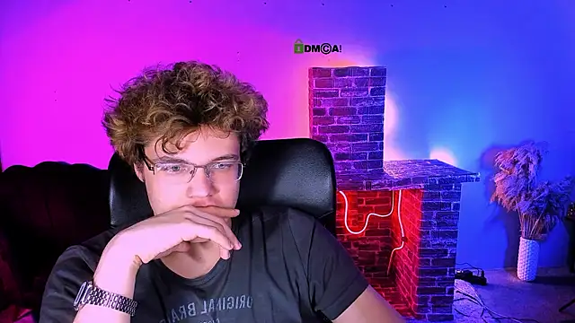 lucas_long_ Live XXX Chat