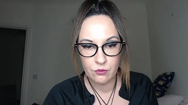 Show de Humiliatrixxxx na webcam