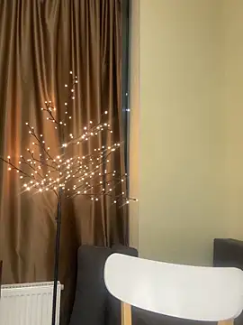 Polli_Kiss live XXX chat