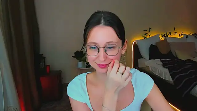 YourLovellyStory Live XXX-Chat