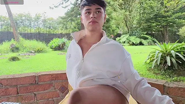 Matt_Swett: онлайн-секс-чат