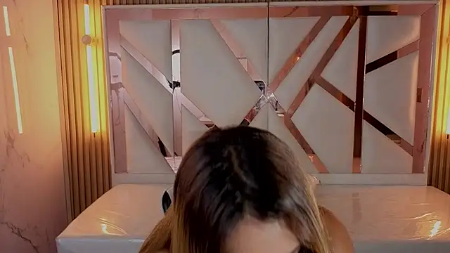 Chatroom XXX en direct de tamara_tp