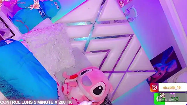 Niccolls_Princess_ Show in webcam