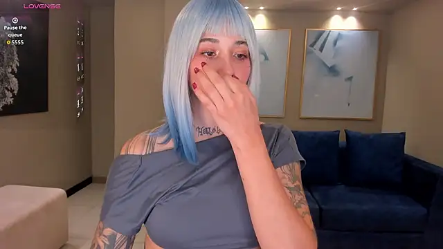 Chat +18 de VenusClaire_ ao vivo