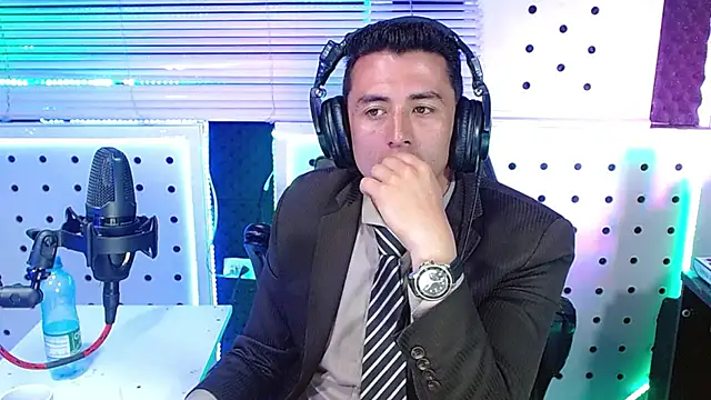 Godofcumxxx: απευθείας συνομιλία ΧΧΧ