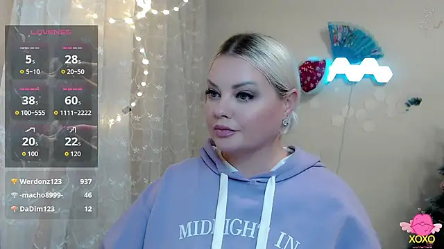 JewellKiss7のライブXXXチャット