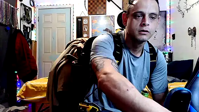 Buffshagswell live XXX chat