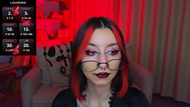 XXX chat uživo modela Mistress__Marcelline