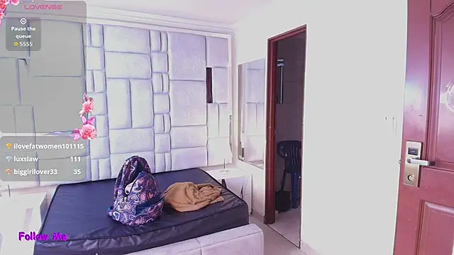 _Emily_rosee_ élő XXX-chatje