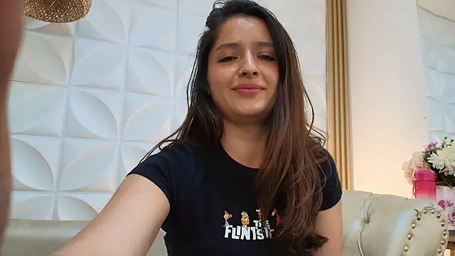 Lily_rousee_ Chat XXX in diretta