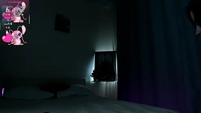 Chloeee4200 élő XXX-chatje