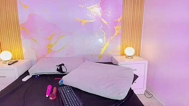 AprillRoss 即時 XXX 聊天