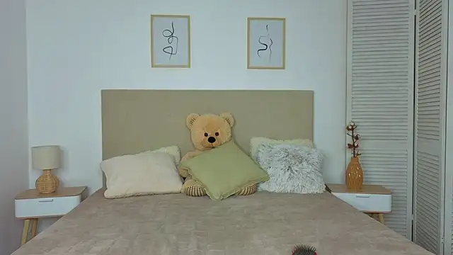 Silena_skyのライブXXXチャ ット