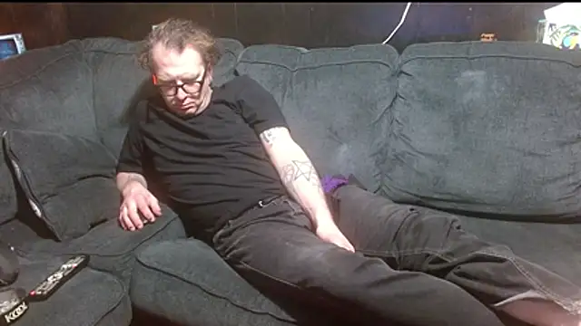 The13Broken404 webkamerás műsora