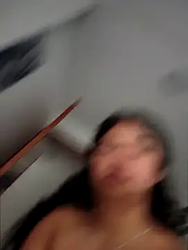 Peach_Girll Adlı Modelin Canlı XXX Sohbeti