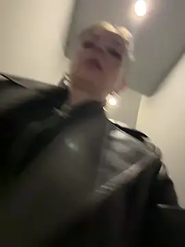 Živý XXX chat VikaBunny1