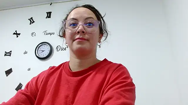 ElaMurray02 live XXX chat