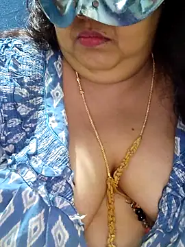 tamilthanushri live XXX chat