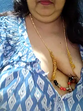 tamilthanushri live XXX chat