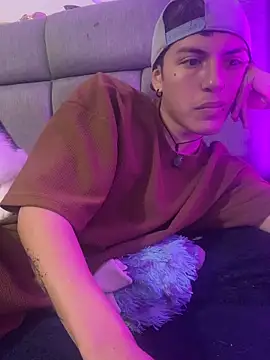 NaytonFreeman Chat XXX in diretta