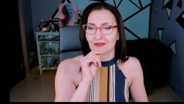 UnaTerra live XXX chat