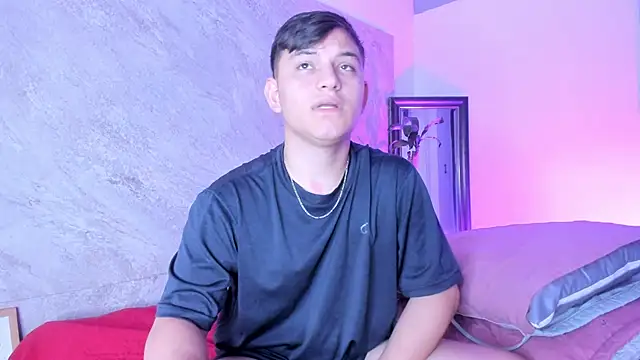 badkenn live XXX chat