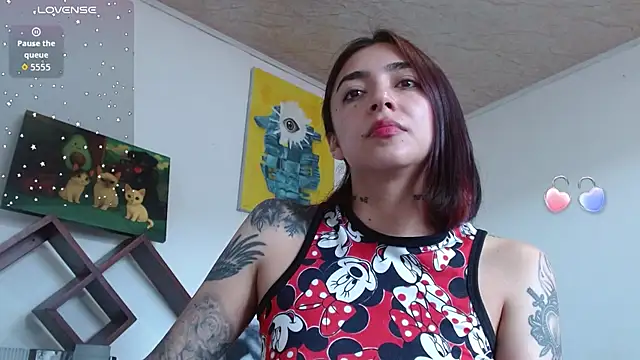 Chat +18 de ZoeBakers_ ao vivo