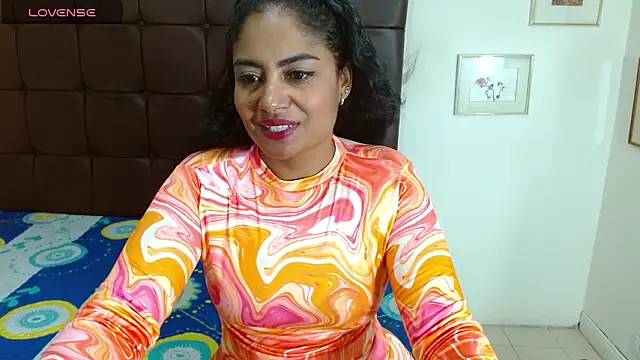 Luna_Fyre's Live XXX Chat