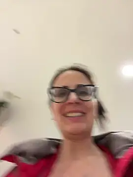 NataKitten élő XXX-chatje