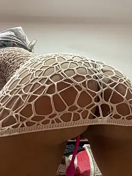 Rosa_25x élő XXX-chatje