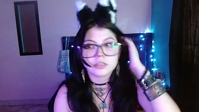 Ginebra_Sensual élő XXX-chatje