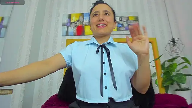 Samanta_Fischer Adlı Modelin Canlı XXX Sohbeti