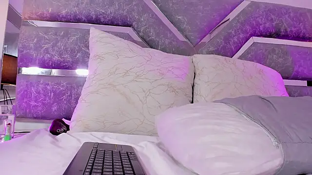 Zoe_Cuttee Live XXX Chat