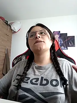 yessica_gomez01 élő XXX-chatje