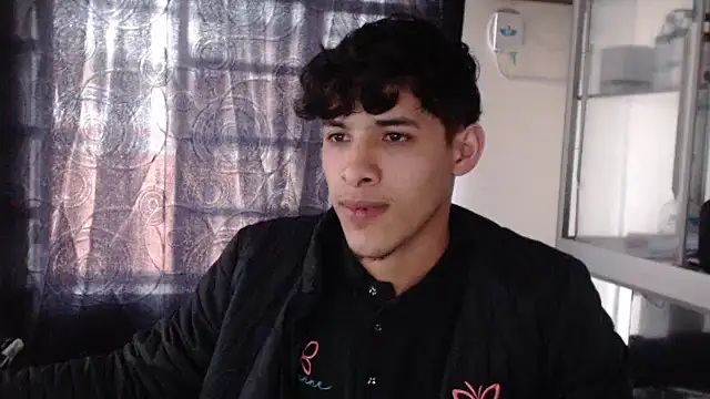 MaxStar26 Adlı Modelin Web Kamerası Şovu