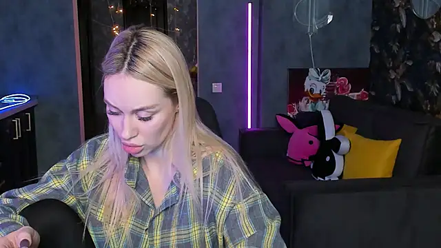 Blckmirrorr Live XXX-Chat