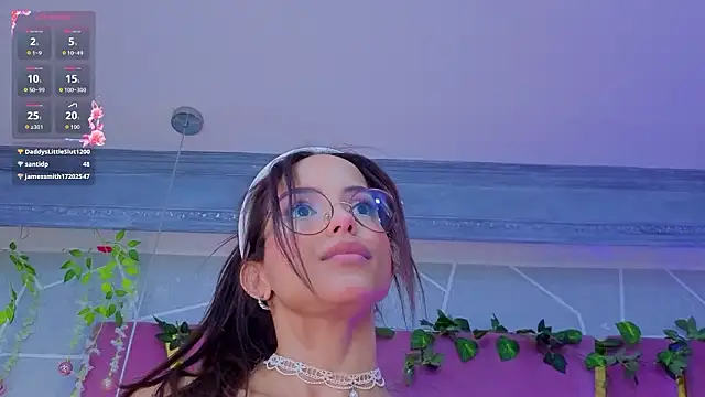 دردشة EmmyCortez الجنسية المباشرة