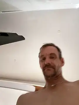 Hungwell1515 Live XXX-chat