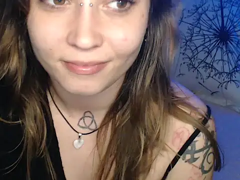 Chatroom XXX en direct de AlienforTwenty