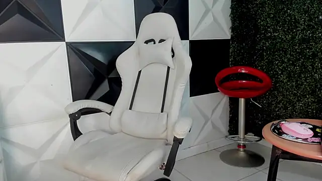 ManSant 现场XXX聊天