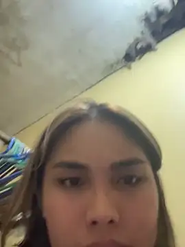 Pokazy przed kamerką – Alaia_River