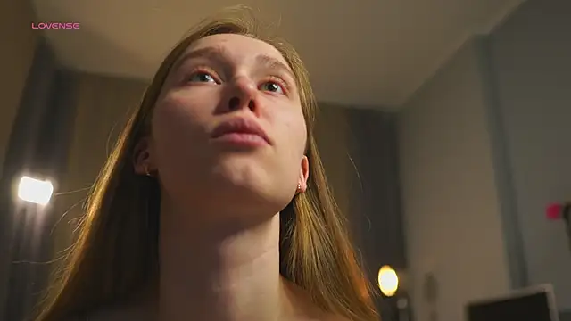 SharaNewbern live XXX chat