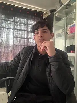 Chat +18 de MaxStar26 ao vivo