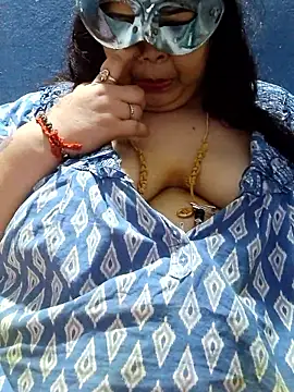 Show modela tamilthanushri na web-kameri