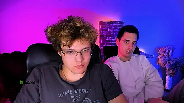 lucas_long_ live XXX chat