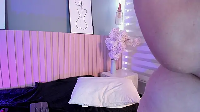 karo_linee1 Chat XXX live