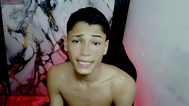 Im_david02's Live XXX Chat